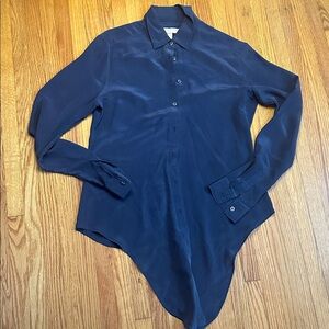 Banana Republic women’s silk button up